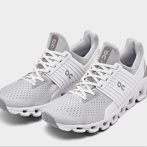 On Cloud Swift Glacier White Sz7 womens shoe